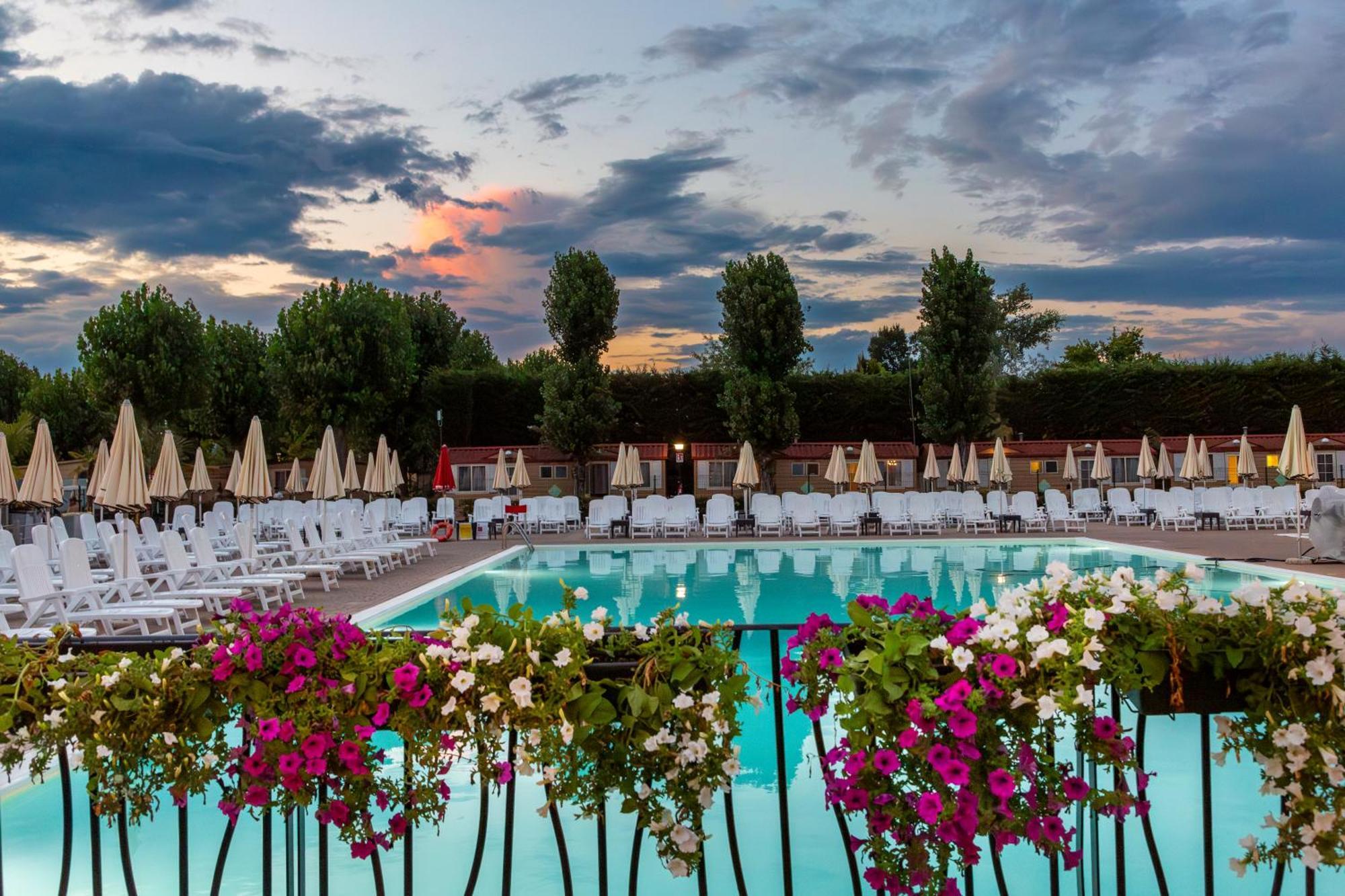 Camping Hu Venezia In Town Marghera